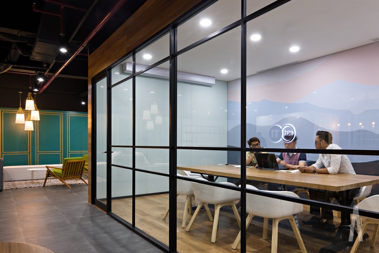 The Anatomy of A Good Meeting Room