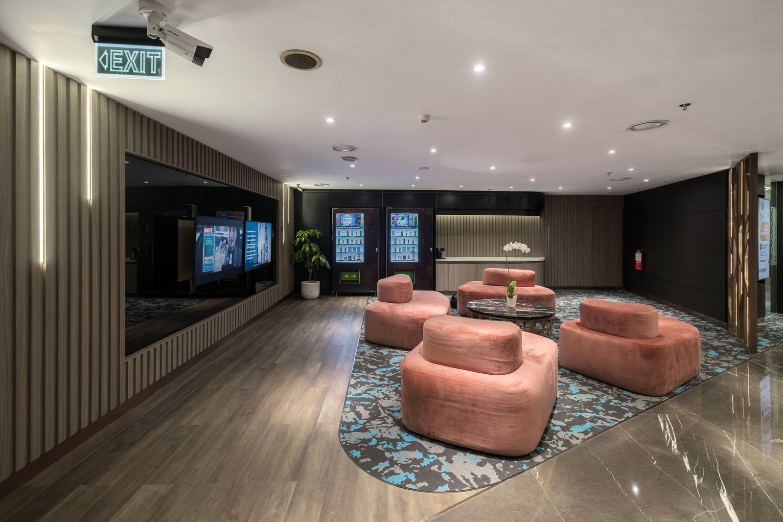 Nilai Lebih Desain Interior Banking Hall BNI Jakarta Pusat – Transformasi BNI Jakarta Pusat: Desain Interior yang Meng-upgrade Pengalaman