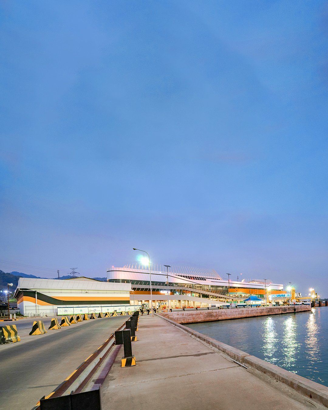 Melihat Lebih Dekat Arsitektur Terminal Eksekutif Pelabuhan Merak