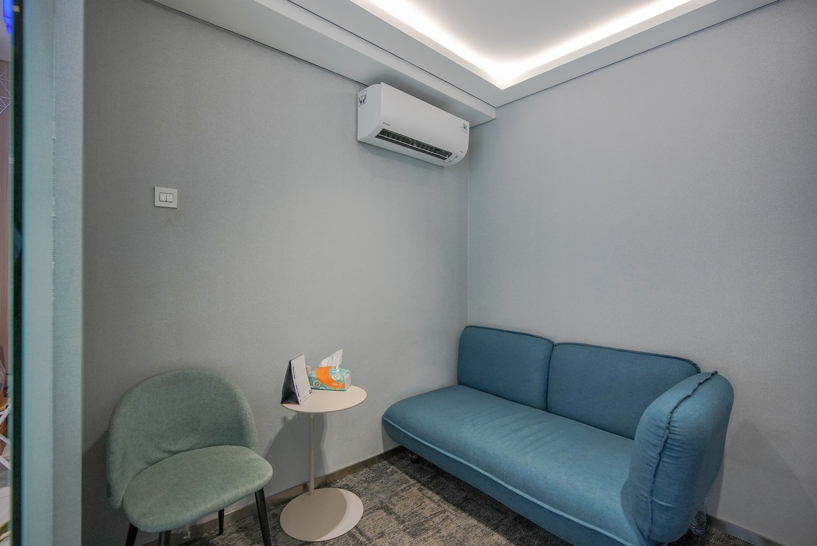 Desain Interior Banking Hall BRI Ragunan: Digital dan Modern
