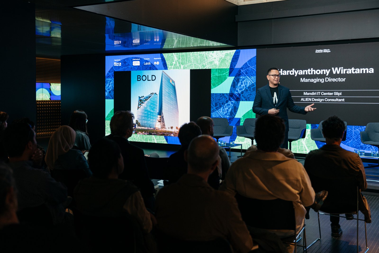 Alien Design Consultant Showcases Cutting-Edge Architectural Innovations in Barcelona