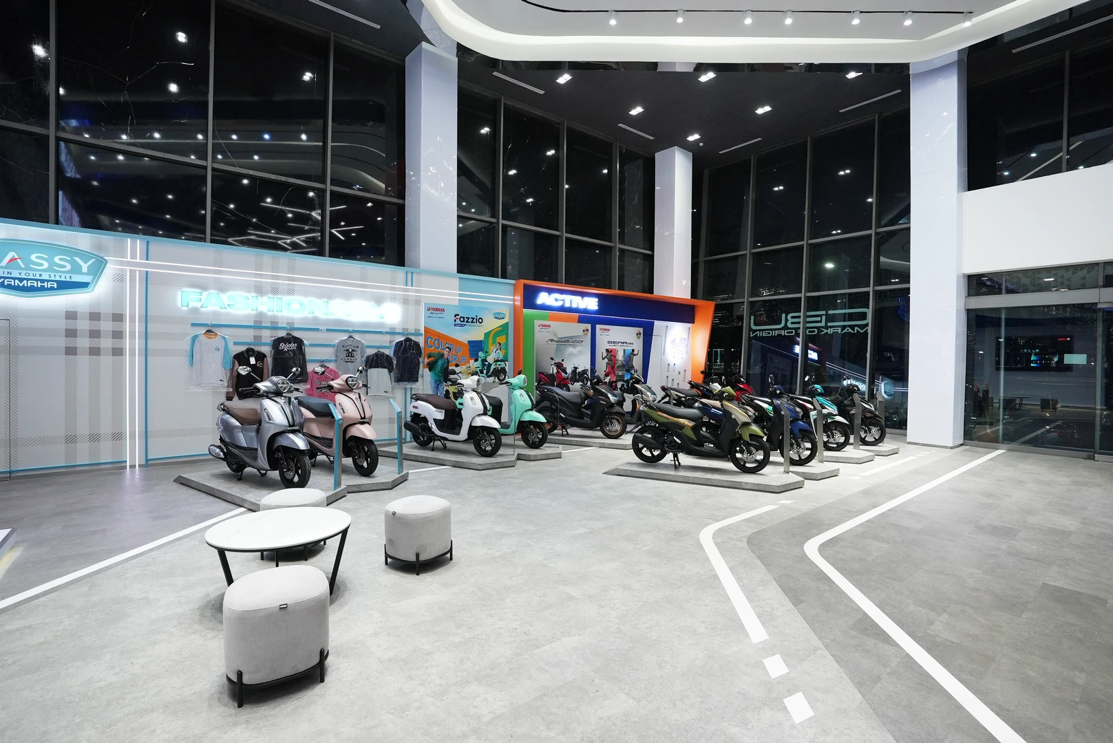 Four of Kind: Pengalaman Beragam dalam Satu Showroom – Menggali Konsep Yamaha Flagship Showroom: Perpaduan Bold, Four of Kind, dan