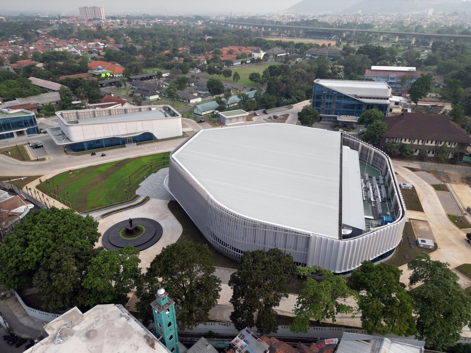 5. Auditorium UNJANI: Langkah Besar dalam Pengembangan Kampus – Peresmian Gedung Auditorium UNJANI: Fasilitas Baru untuk Smart Military