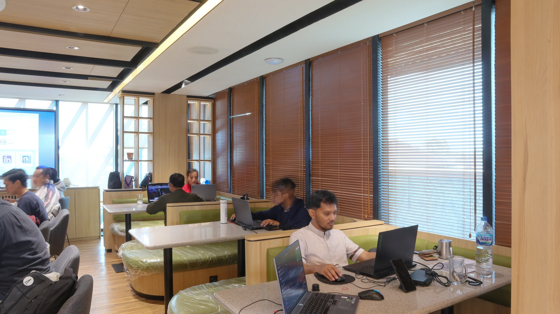 Keunggulan Gaya Japandi untuk Desain Interior Kantor – Mengenal Gaya Japandi untuk Desain Interior Kantor: Perpaduan Tepat Minimalisme dan