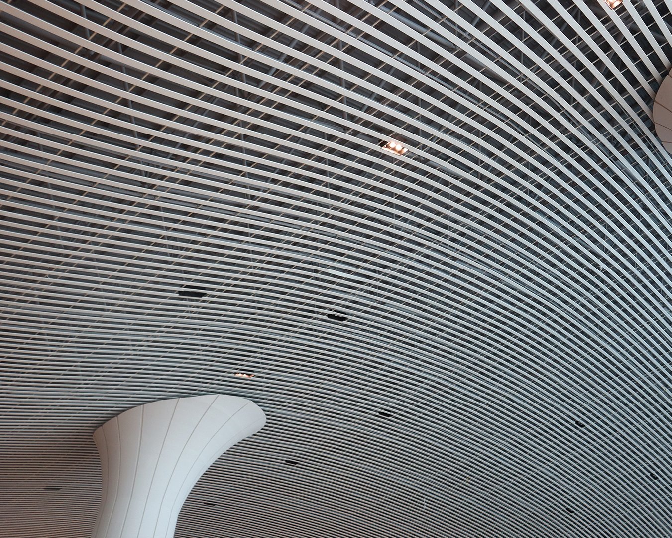 Keunggulan Konsep Desain Interior Bandara Sultan Hasanuddin – Desain Interior Bandara Sultan Hasanuddin Makassar: Kenyamanan Modern dengan