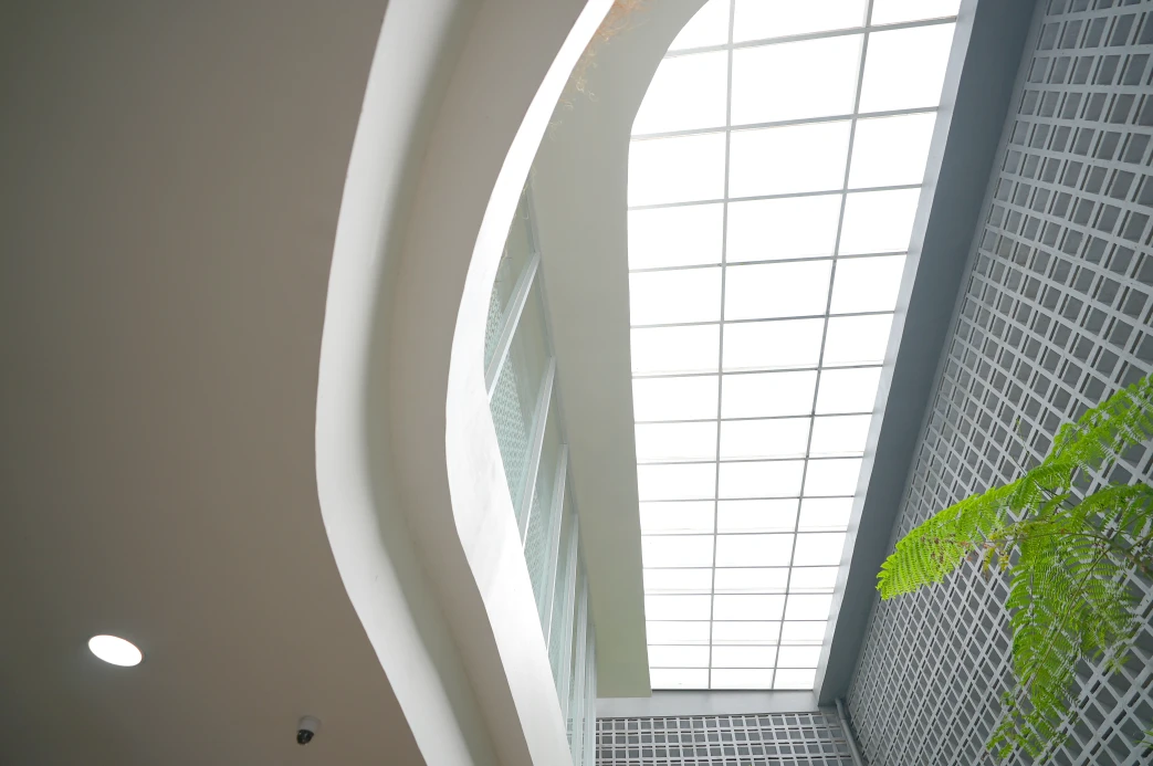 Arsitektur Modern Tropis dengan Sentuhan Jengki – Arsitektur Klinik Tivaza Jakarta: Modern Tropis dengan Sentuhan Jengki