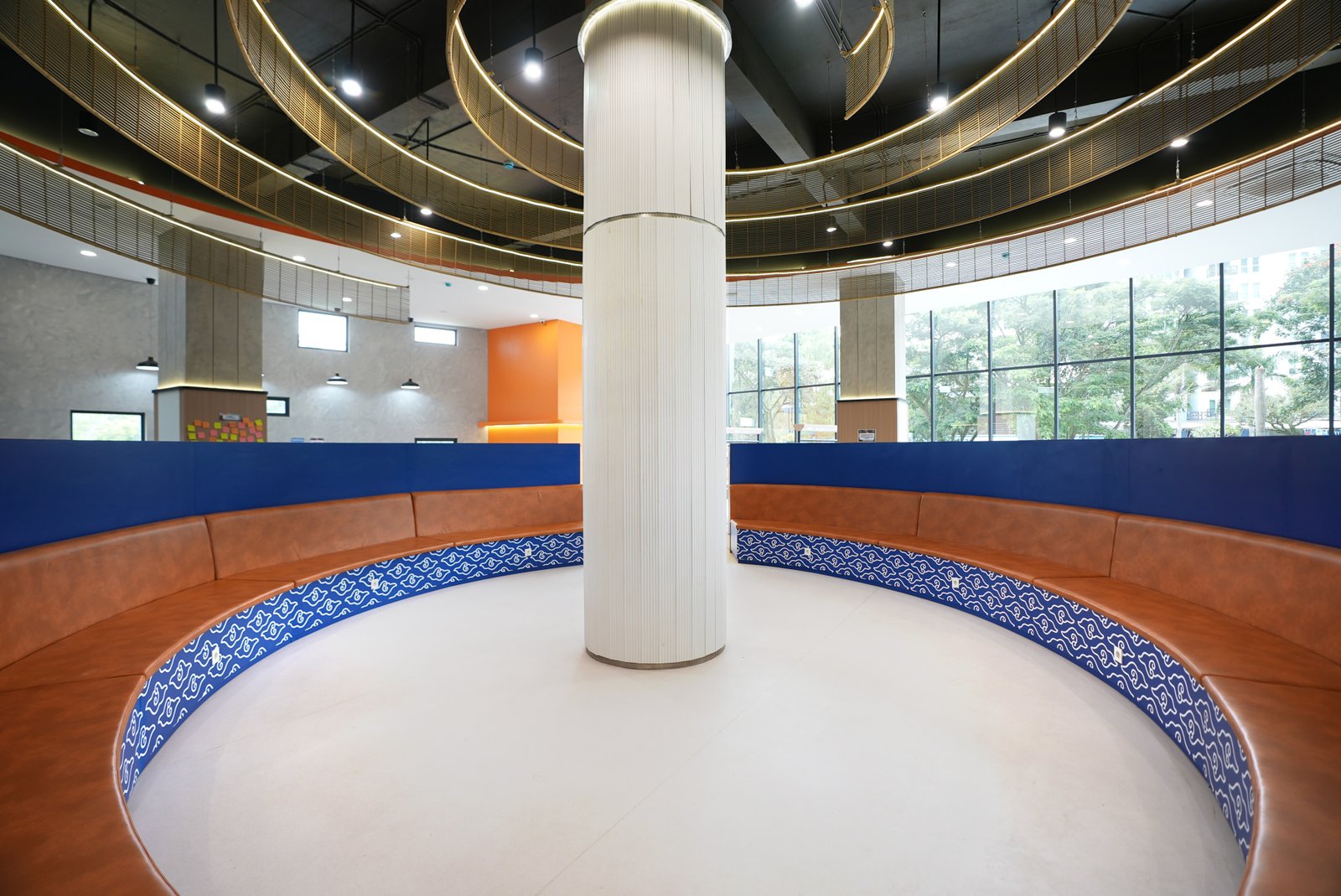 Konsep Desain Interior: Perpaduan Budaya dan Dinamika Kota Bandung – Melihat Lebih Dekat Konsep Desain Interior Binus Library Dago