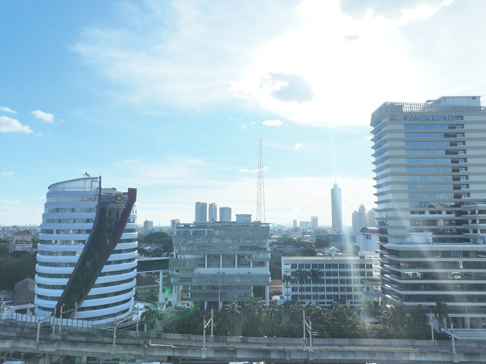 Filosofi Desain: Dinamika, Keadilan, dan Otoritas – Jaksa Agung Resmikan Gedung Jampidsus: Modern dan Ikonik