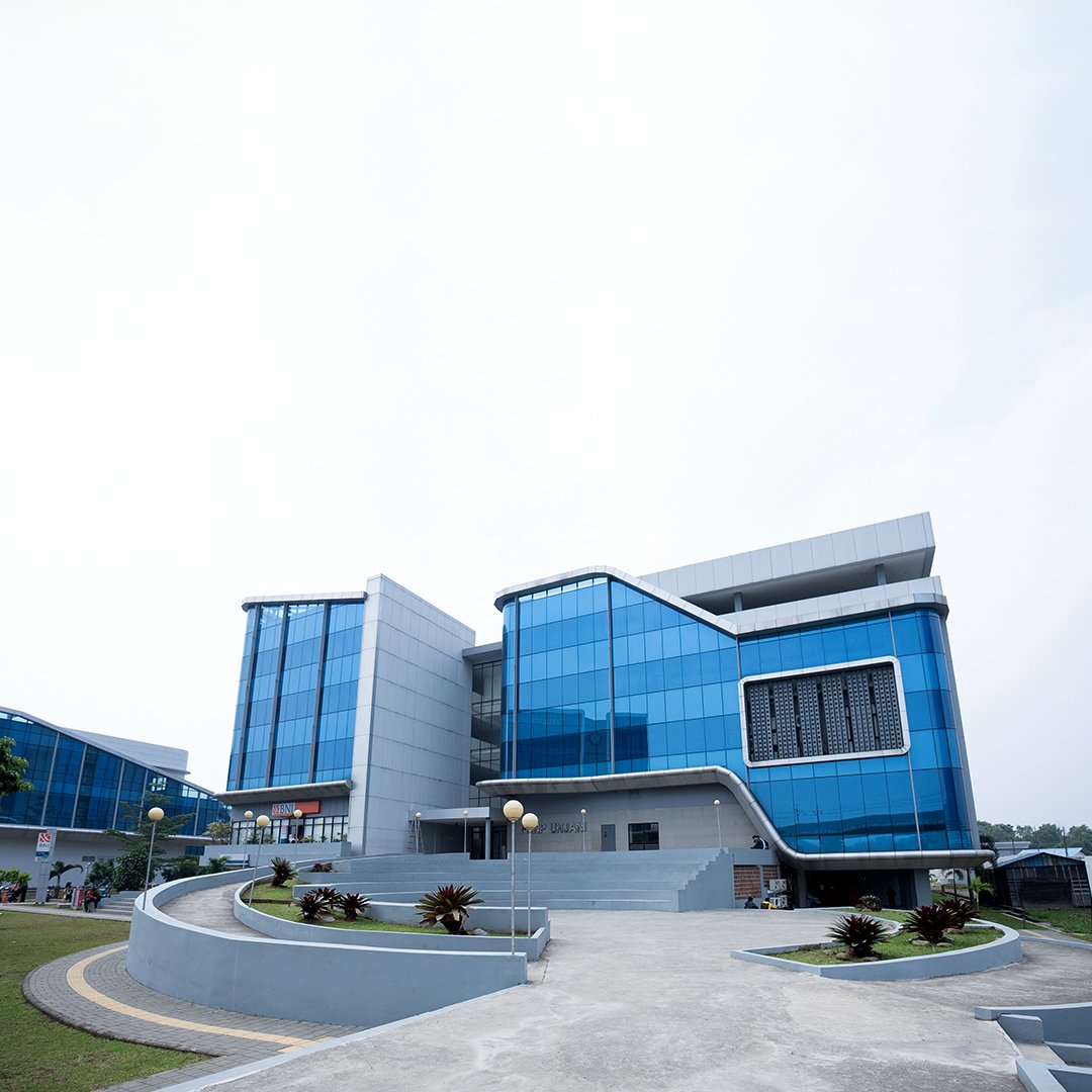 Ikon Baru: Rektorat, STIKES, dan Auditorium – Arsitektur Kampus Masa Depan: Universitas Jenderal Achmad Yani