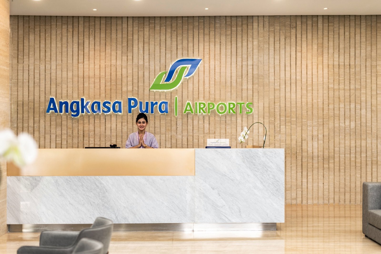 Resepsionis Lobby Angkasa Pura | Design by ALIEN DC