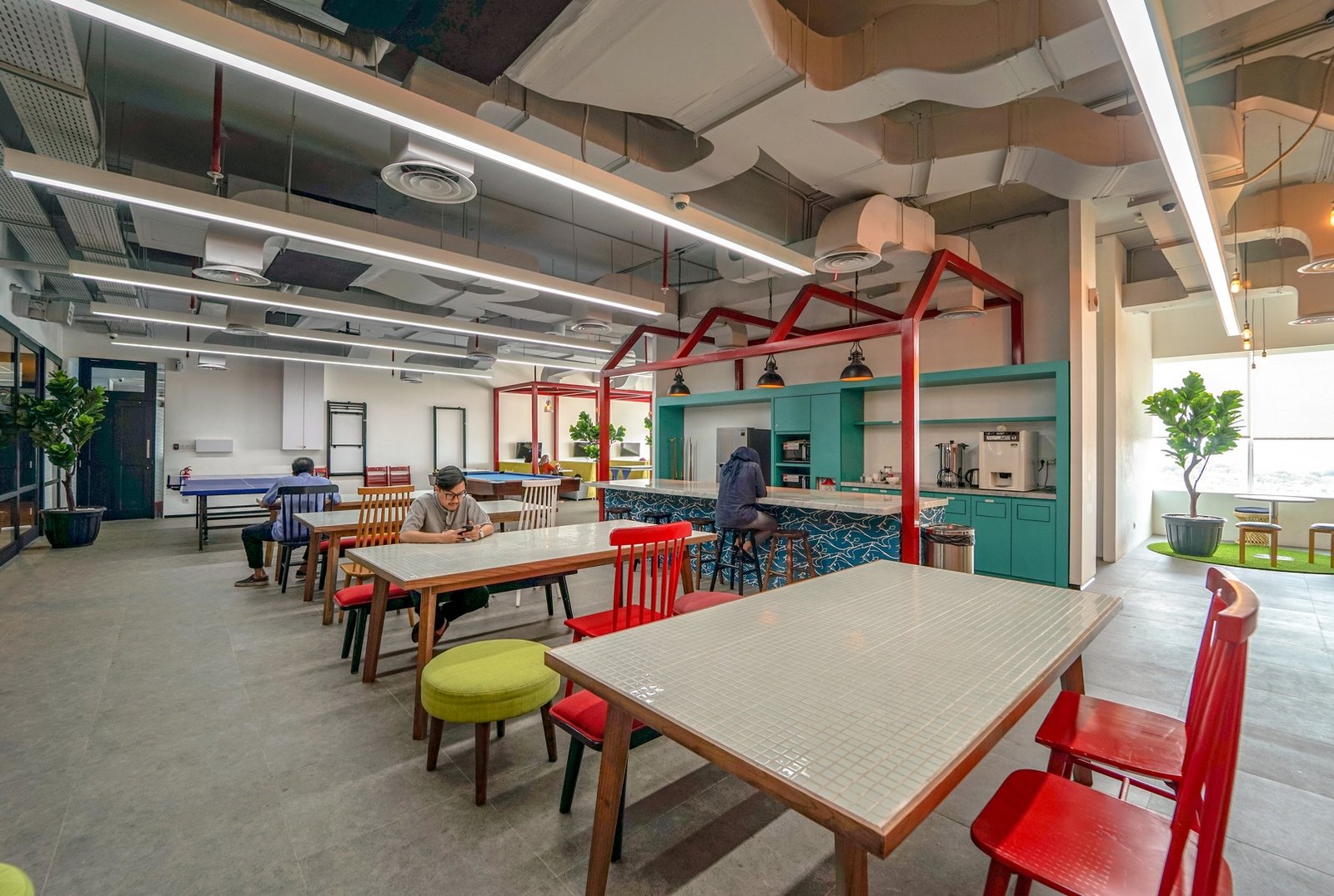 Lobi yang Menggugah Kesan Pertama – Membedah Desain Interior Kantor Home Credit Indonesia