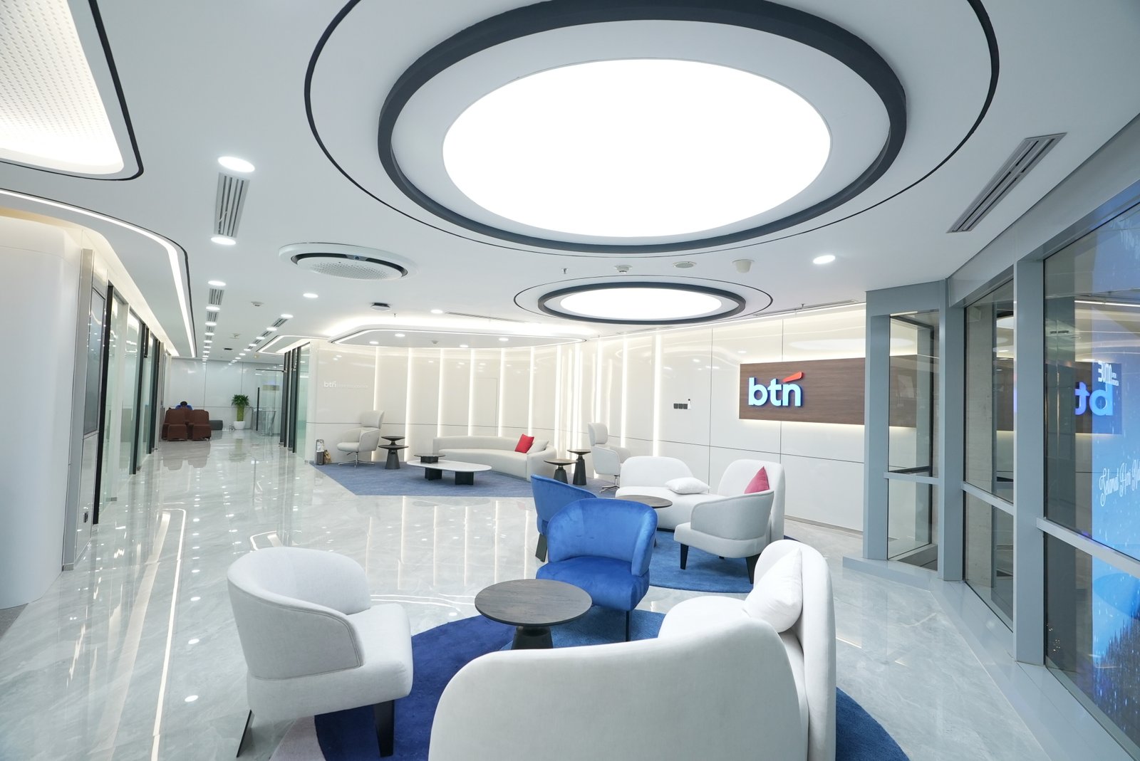 Bukan Sekadar Cabang Bank – Menilik Masa Depan yang Hadir Hari Ini: Desain Interior Bank BTN Medialand