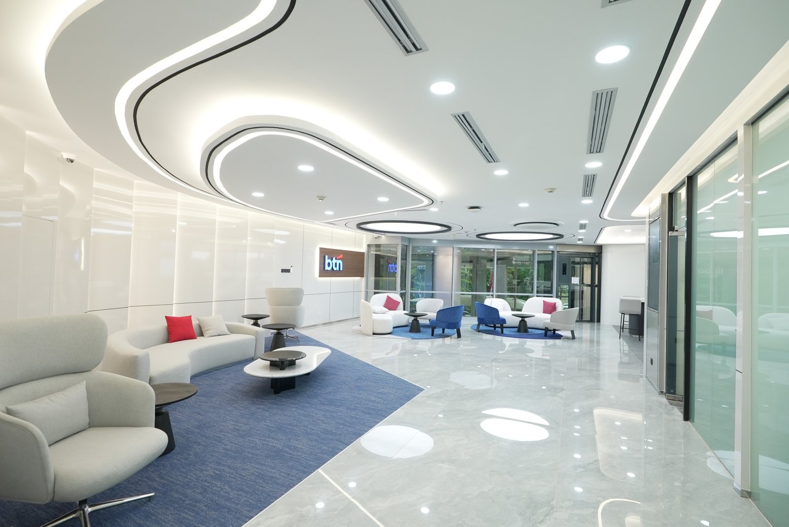 Bukan Sekadar Cabang Bank – Menilik Masa Depan yang Hadir Hari Ini: Desain Interior Bank BTN Medialand