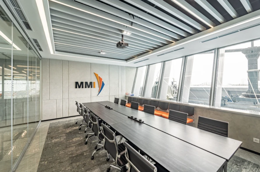 Merancang Ruang untuk Keputusan Besar – Interior Conference Room: Menyusun DNA Desain dari Ruang Diskusi