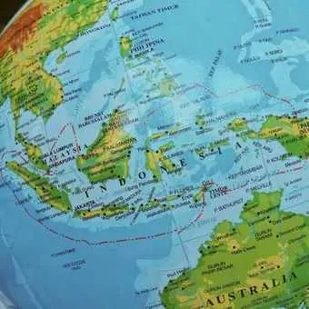 Arsitektur Transportasi di Indonesia Karya Alien Design Consultant