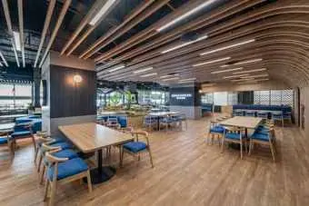 Foodcourt MMI: Rasa, Ruang, dan Ritme Laut di Tengah Kota