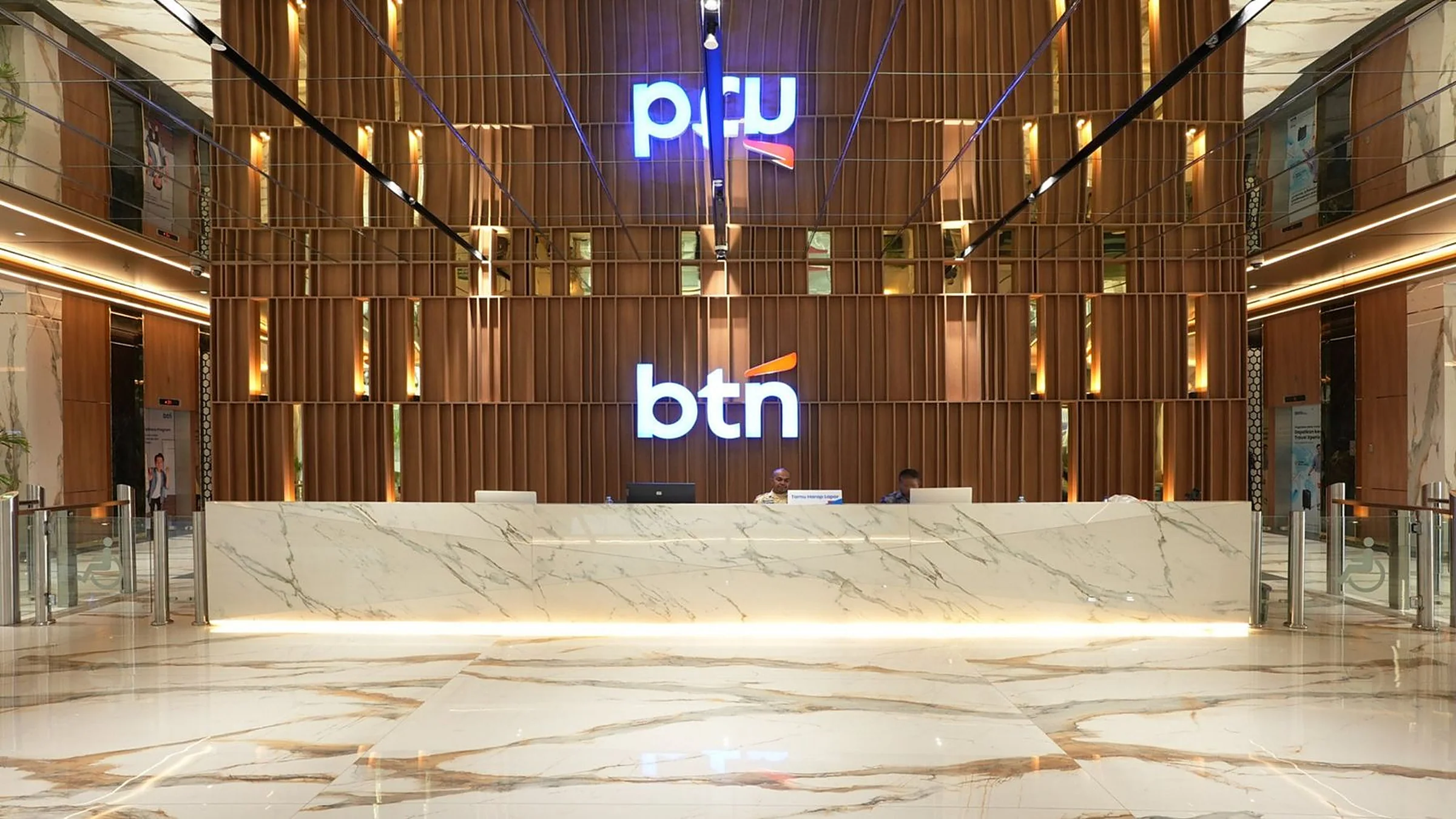 Menara BTN Lobby, detail 1