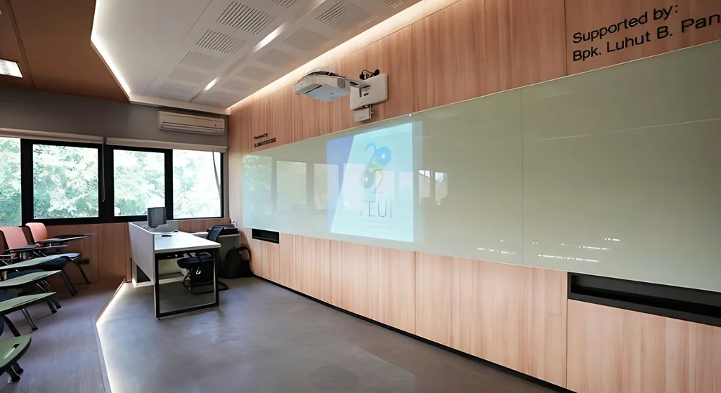 UI Classroom, view 3